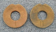 picture of 2 quoits with notches